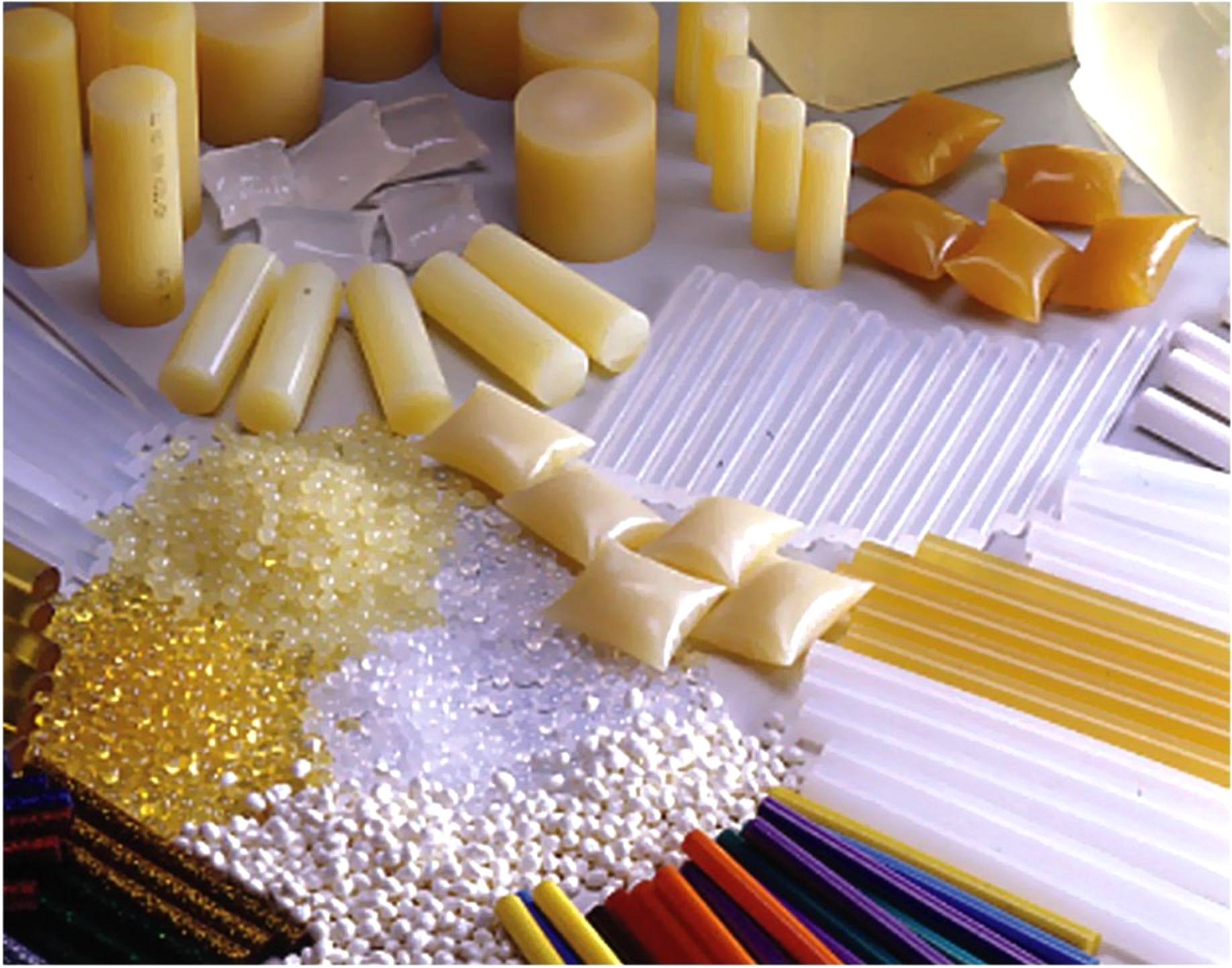 Производство горячих клеёв